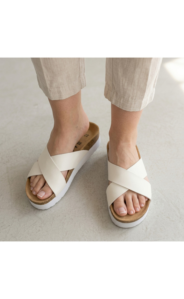 Σανδάλια Flatform με Χιαστί Λουράκια