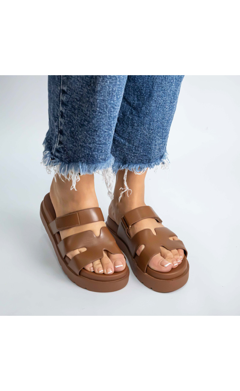 Σανδάλια Flatform με Λουράκια Scratch