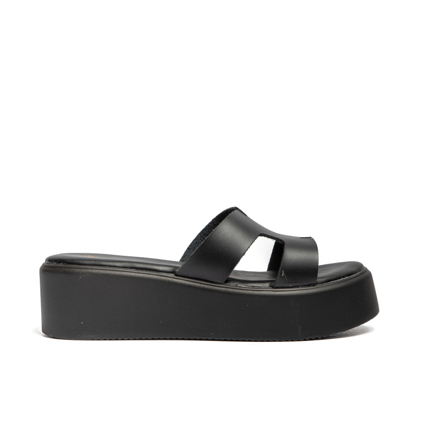 Σανδάλια Flatform με Ανοίγματα στο Πλάι