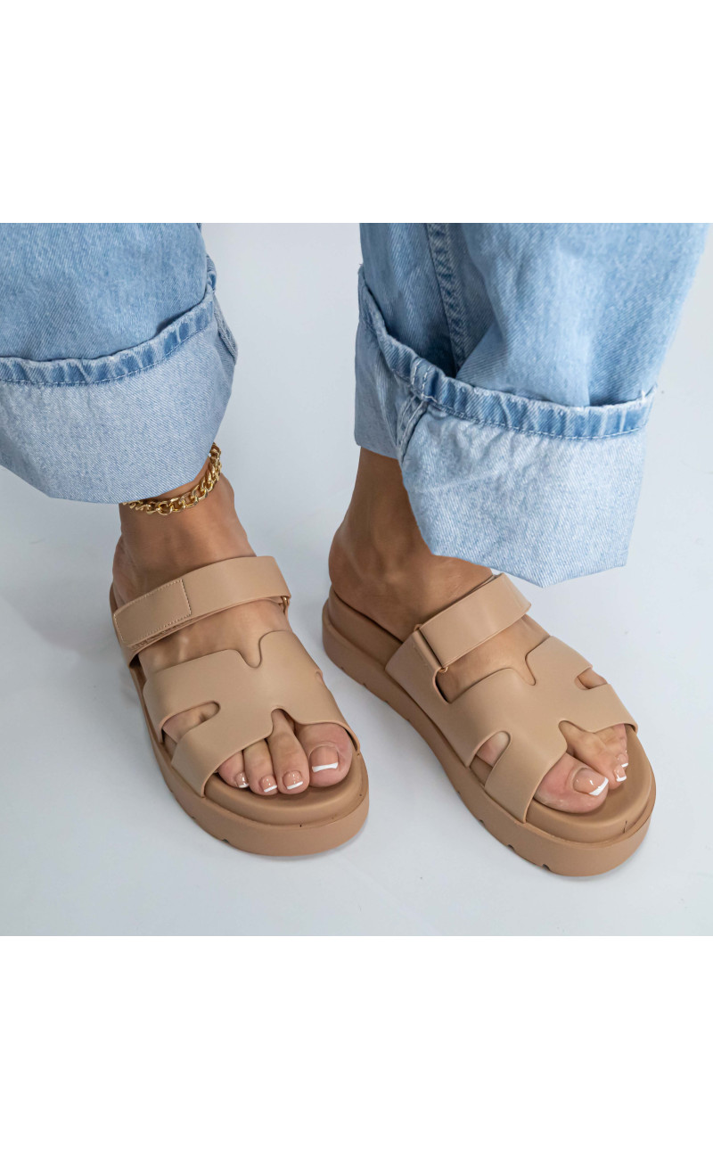 Σανδάλια Flatform με Λουράκια Scratch