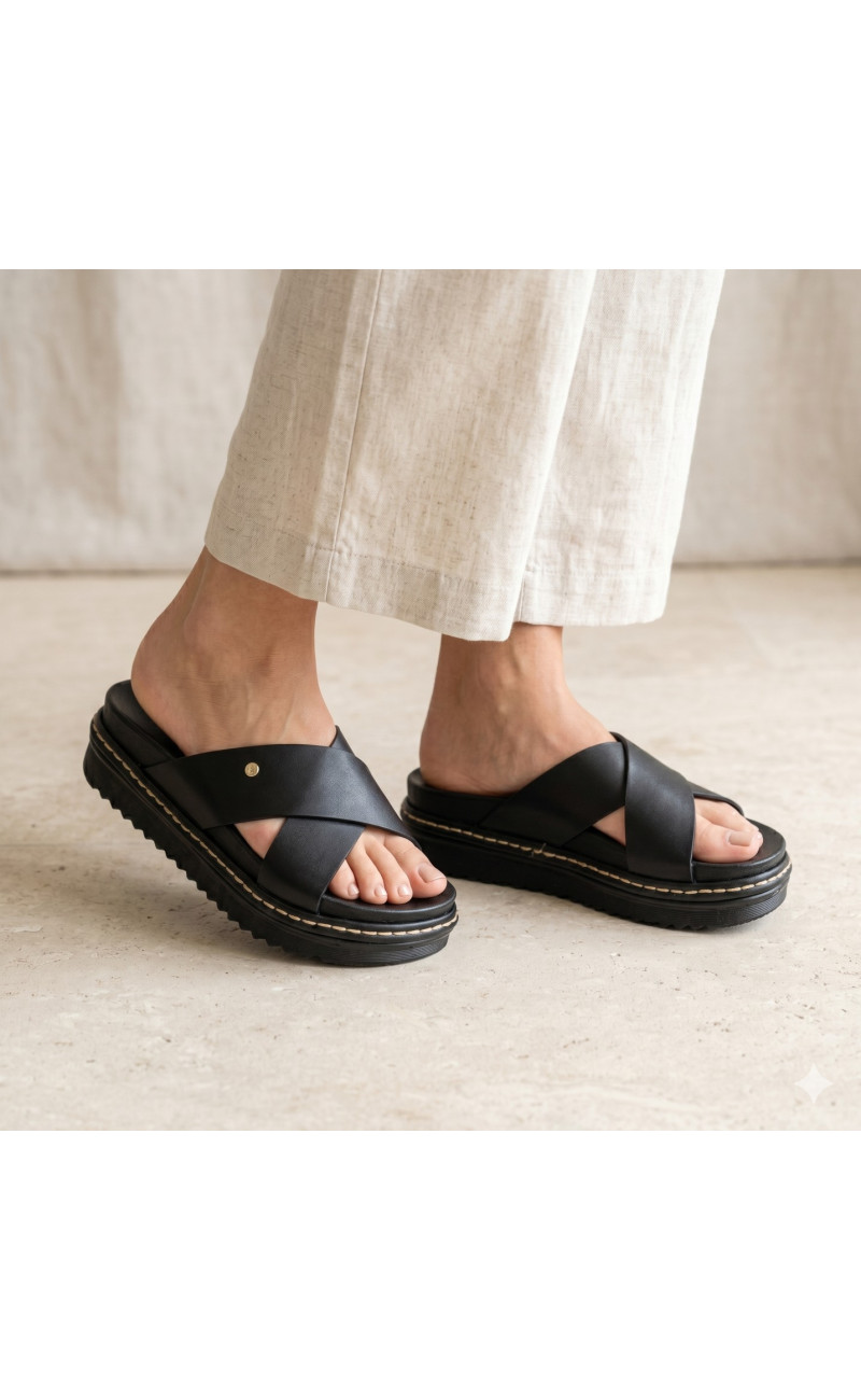 Σανδάλια Flatform με Χιαστί Λουράκια