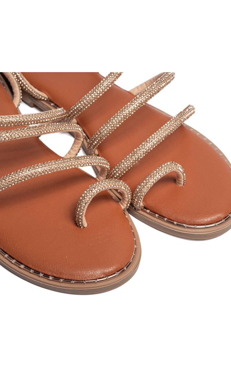 Flat Σανδάλια με Λοξό Λουράκι & Strass
