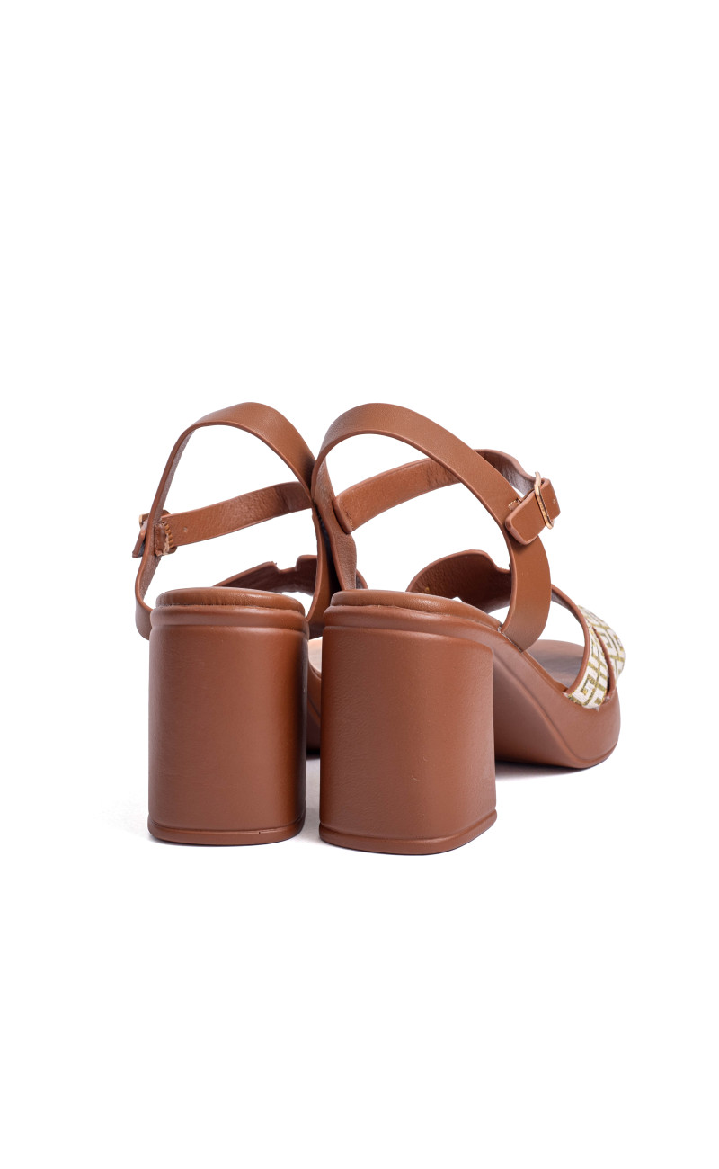Πέδιλα Flatform με Ανοίγματα στο Πλάι & Μπαρέτα
