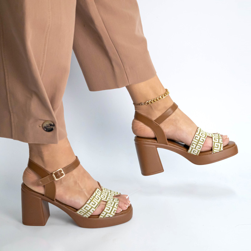 Πέδιλα Flatform με Ανοίγματα στο Πλάι & Μπαρέτα