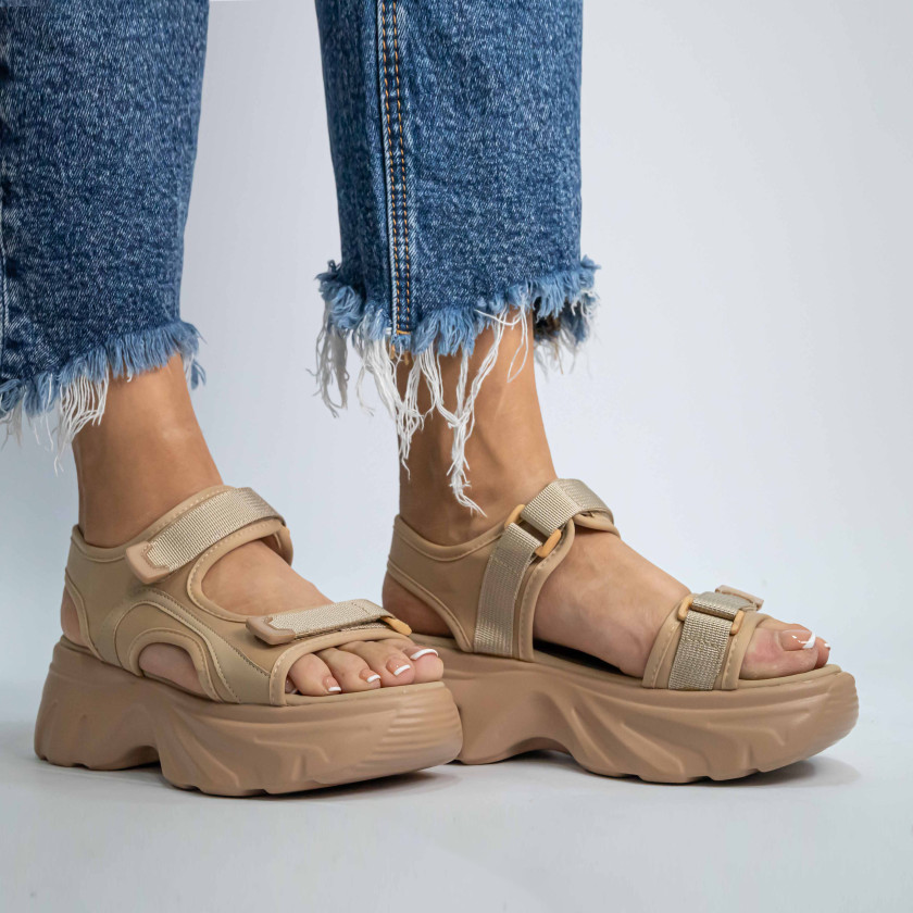 Sneakers Sandals με Λουράκια Scratch