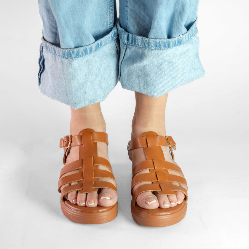 Σανδάλια Flatform με Πολλαπλά Λουράκια