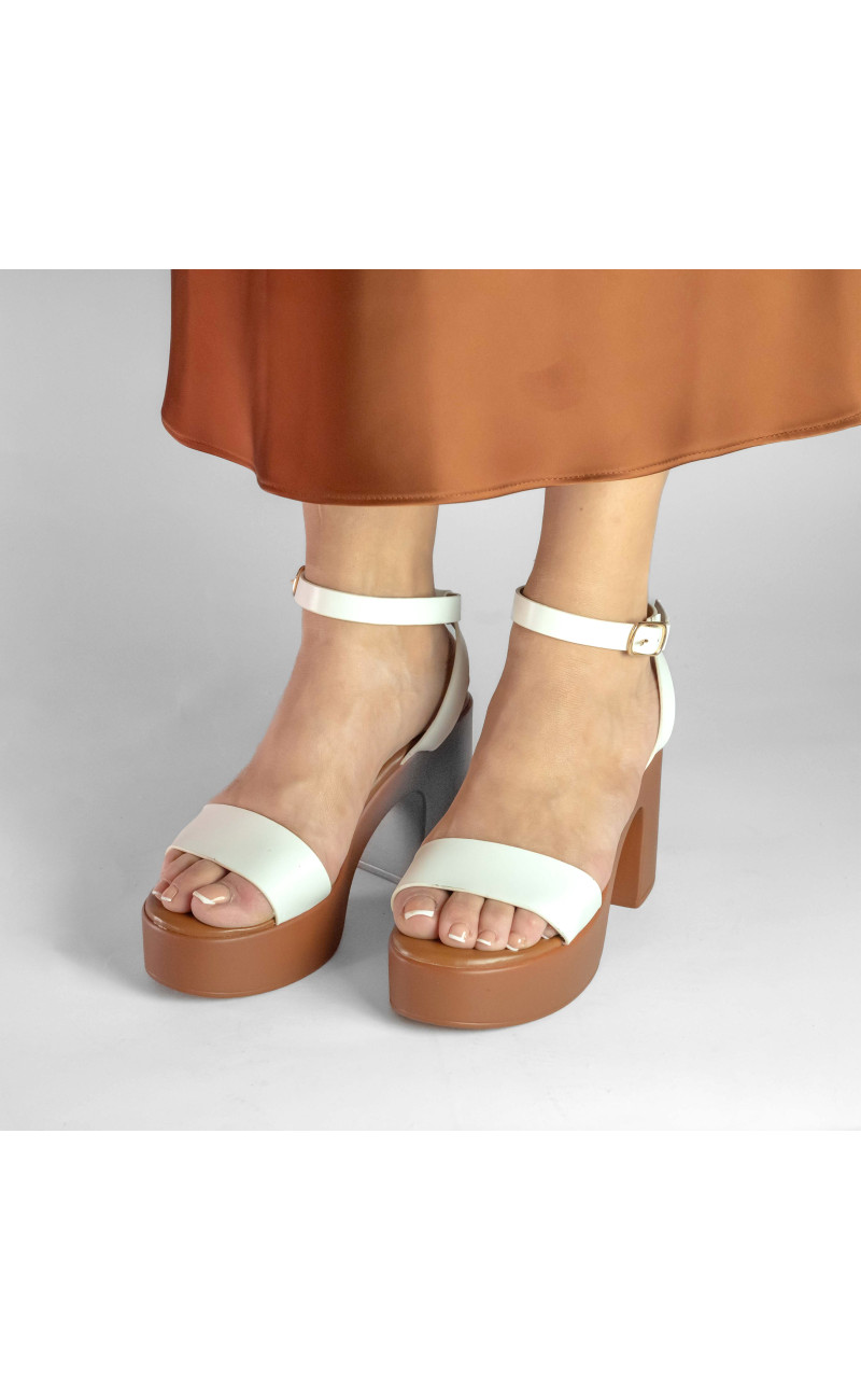 Πέδιλα Flatform με Φάσα και Μπαρέτα