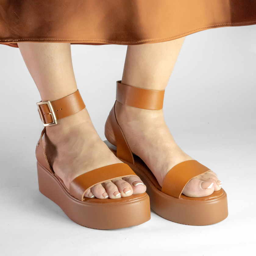 Σανδάλια Flatform με Λουράκι & Μπαρέτα
