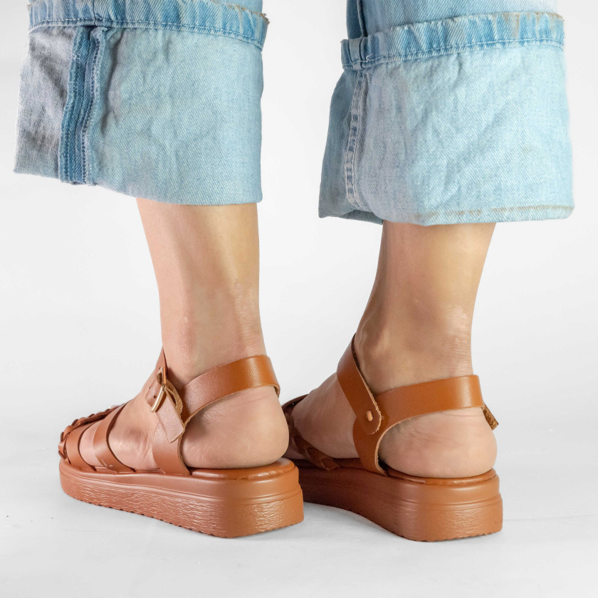 Σανδάλια Flatform με Πολλαπλά Λουράκια