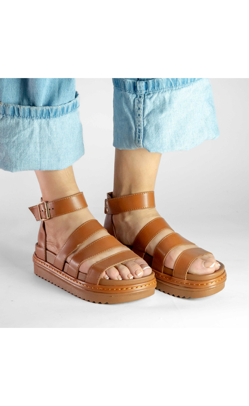 Σανδάλια Flatform με Χιαστί Λουράκια και Μπαρέτα