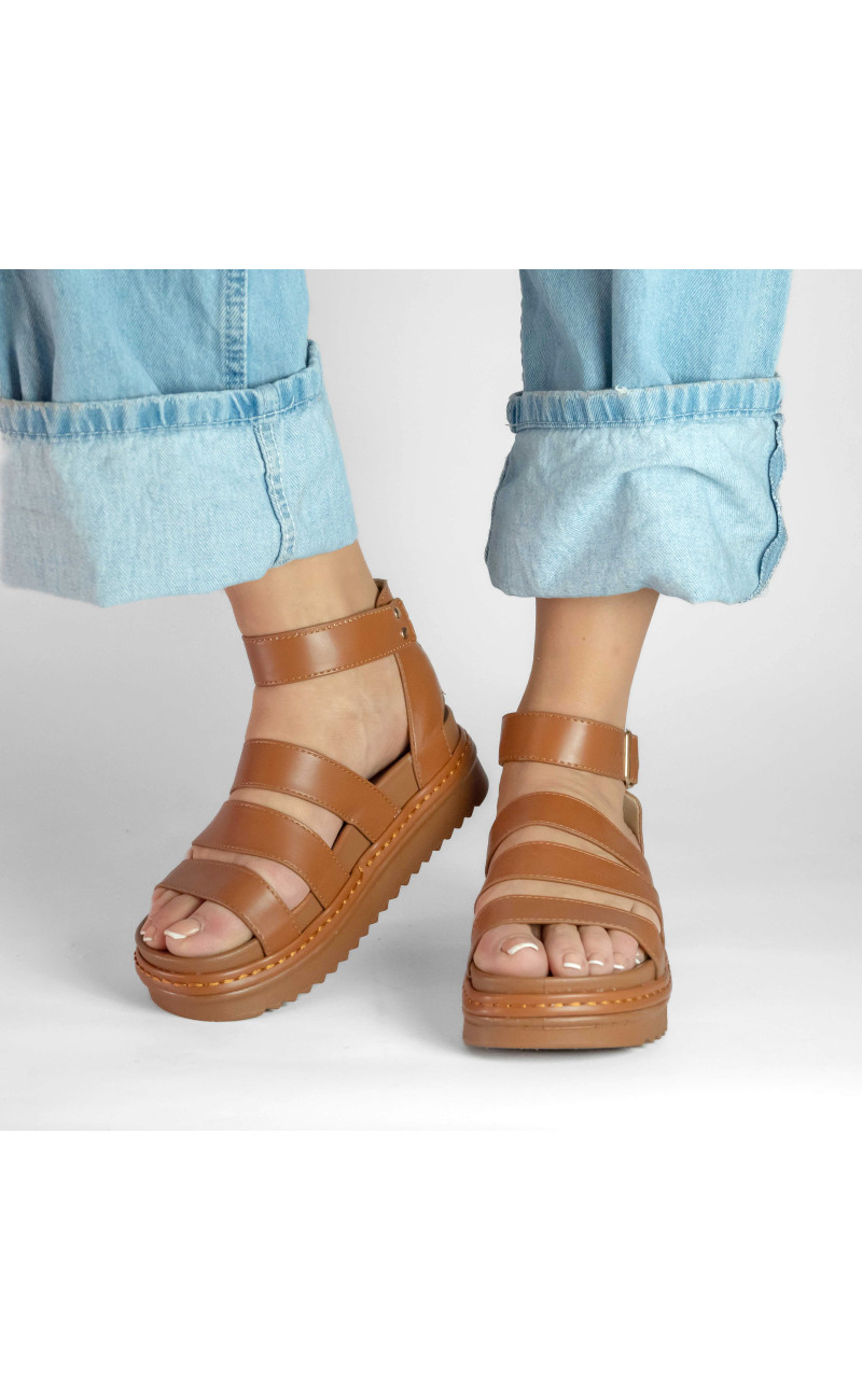 Σανδάλια Flatform με Χιαστί Λουράκια και Μπαρέτα