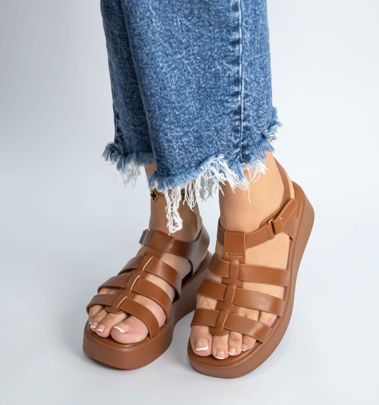 Σανδάλια Flatform με Πολλαπλά Λουράκια