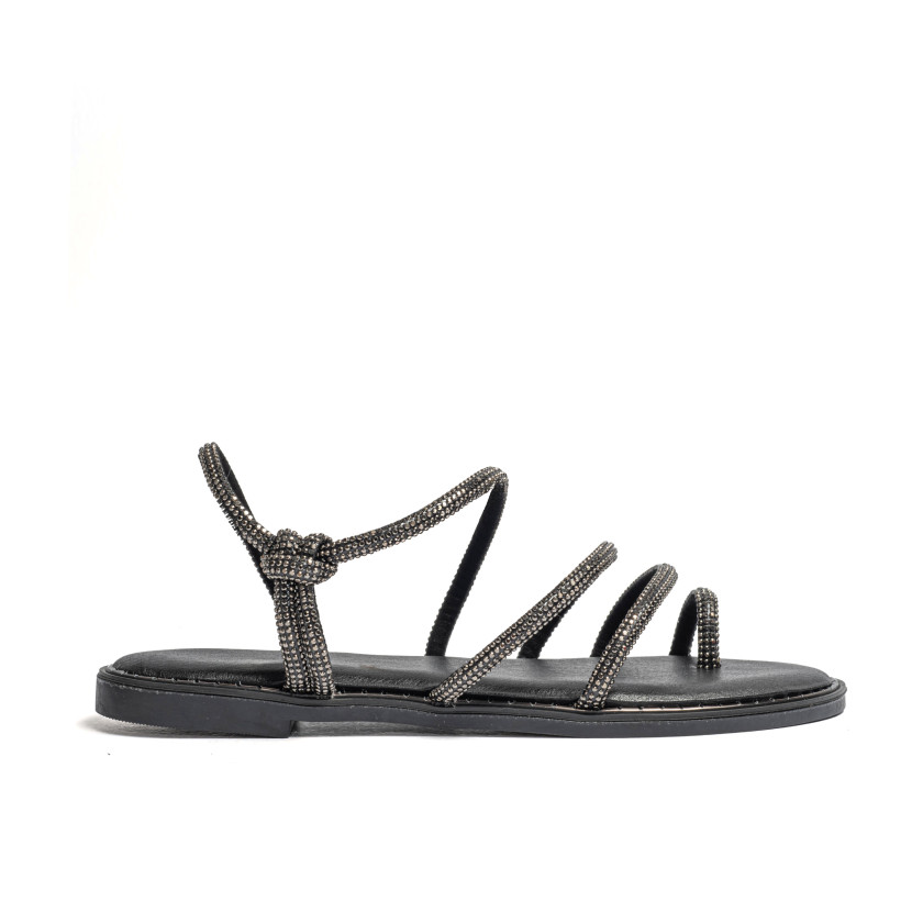 Flat Σανδάλια με Λοξό Λουράκι & Strass