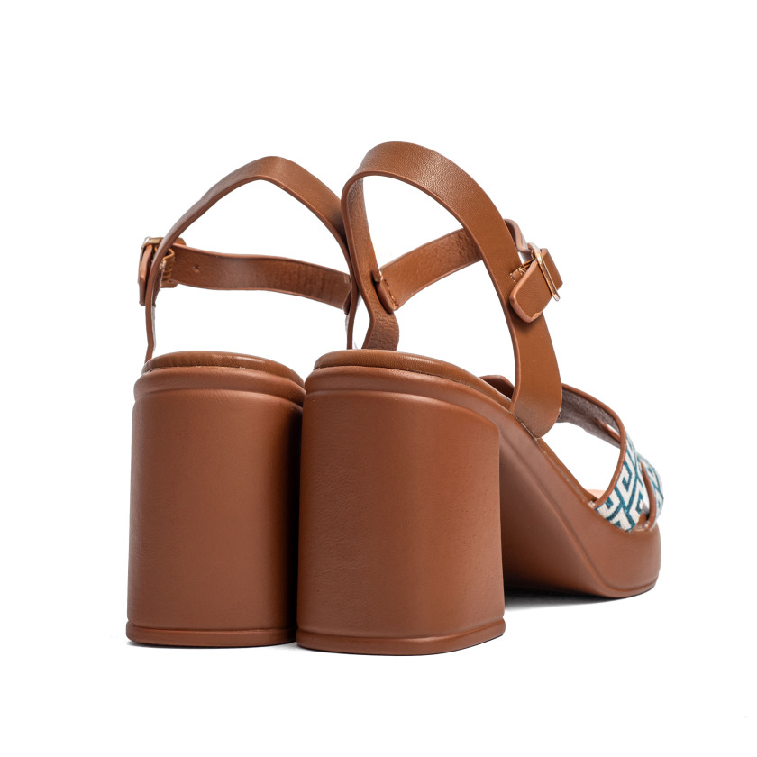 Πέδιλα Flatform με Ανοίγματα στο Πλάι & Μπαρέτα