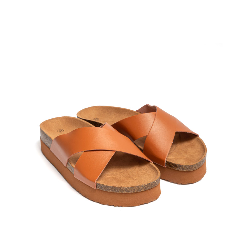 Σανδάλια Flatform Με Χιαστί Λουράκια